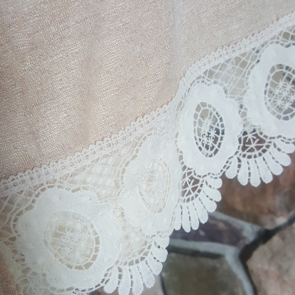 Tunic - Picture 3 of 3